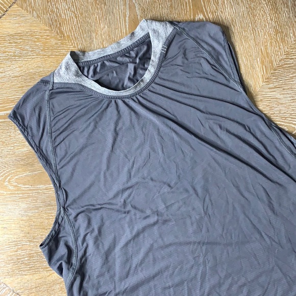 LULULEMON Men’s Workout Tank Top M/L - Picture 5 of 11